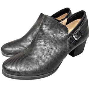 Women's Naturalizer Campus Shooties Ankle Boots black snakeskin booties size 10W
